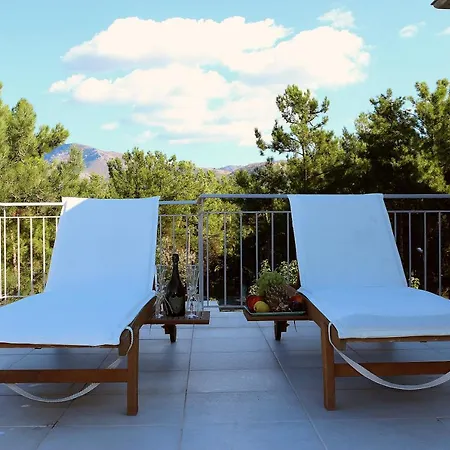 Lägenhet Oneiro Zois Prínos